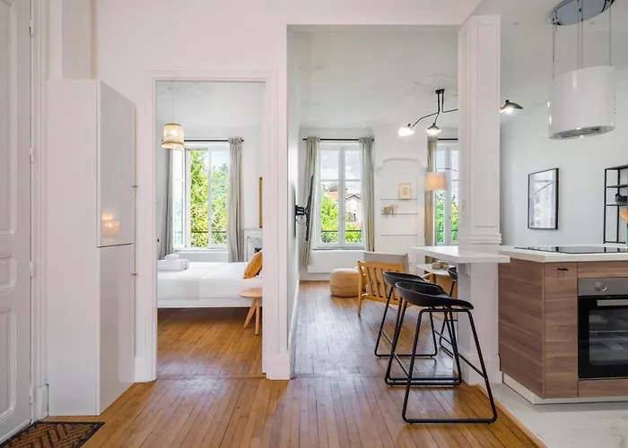 Appartement Le Chic De Medreville * *